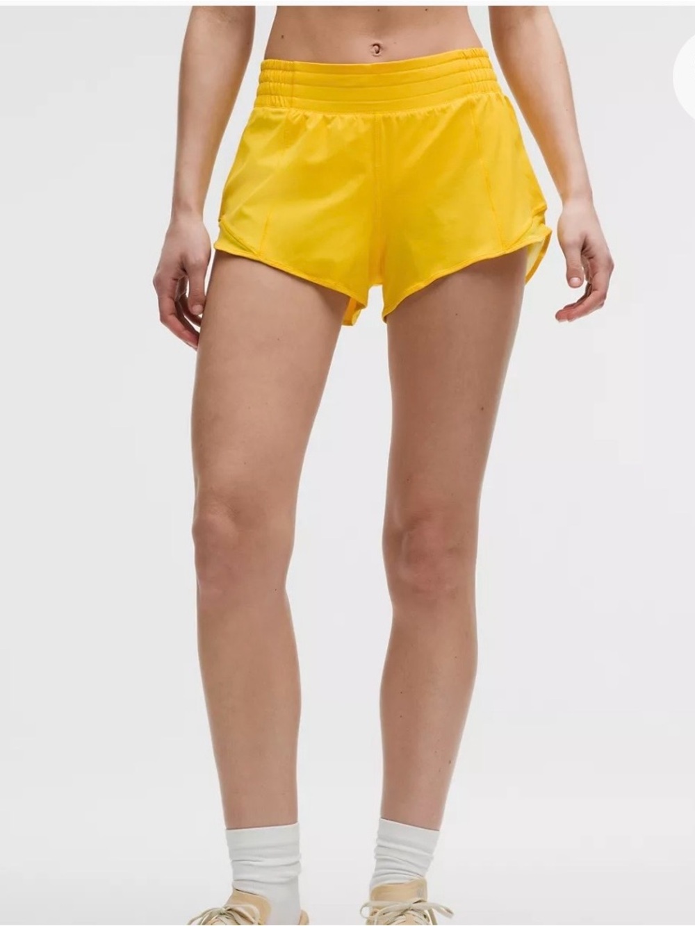 Lululemon Hotty Hot High-Rise Lined Short 2.5"